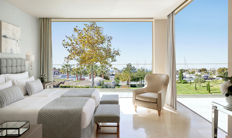 Tiara Holidays - Porto Sani - deluxe one bedroom suite grand balcony